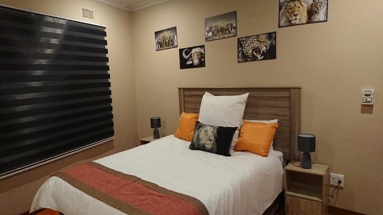 Svh Bush Lodge มาร์ลอทพาร์ค ภายนอก รูปภาพ